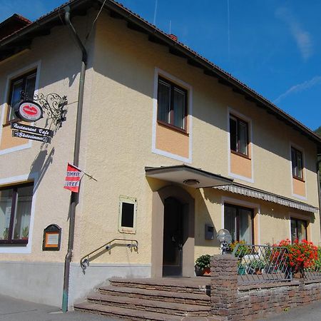 Fruehstueckspension Kirchenwirt Obervellach Kültér fotó